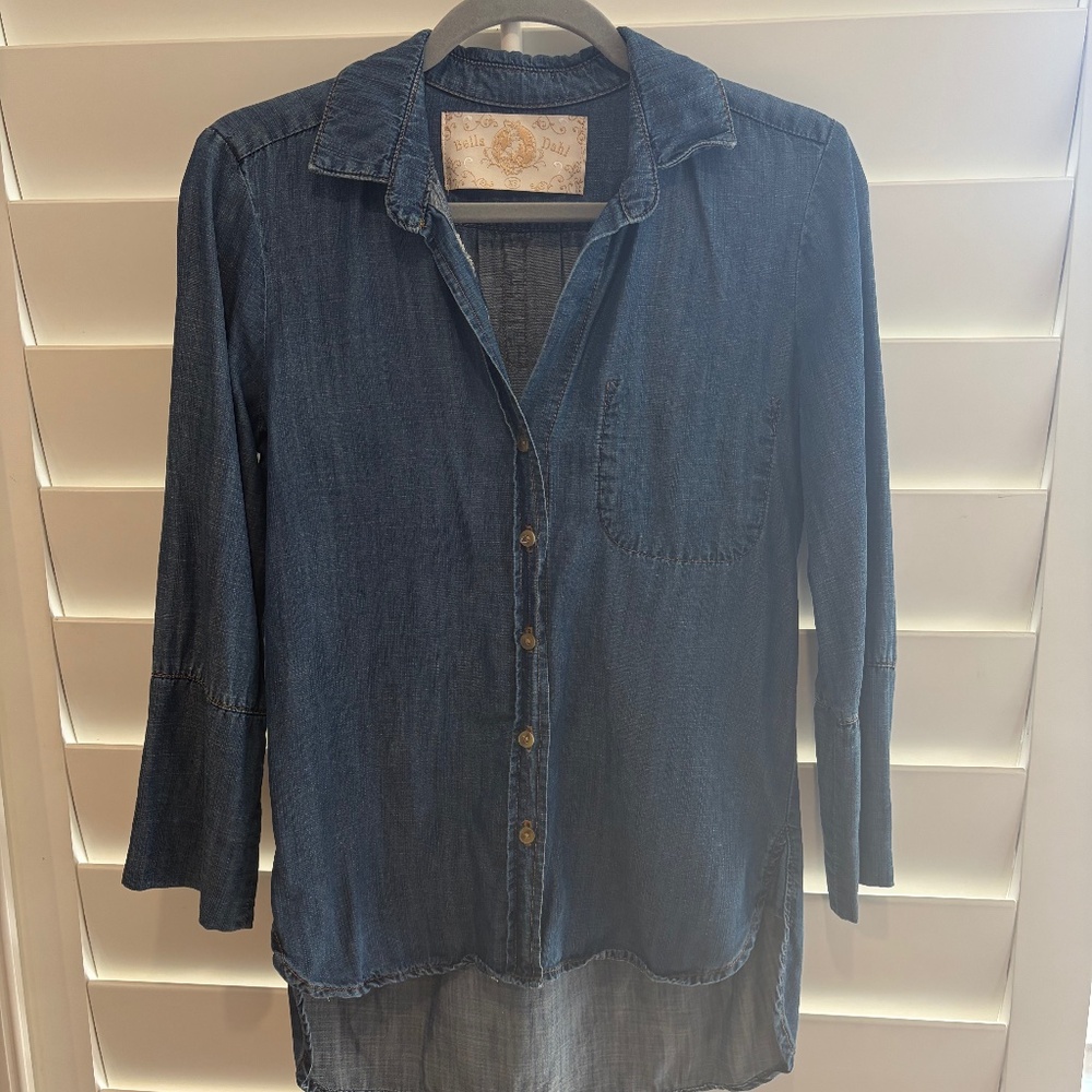 BELLA DAHL EUC Denim Button Front Down Up Shirt XS Chambray